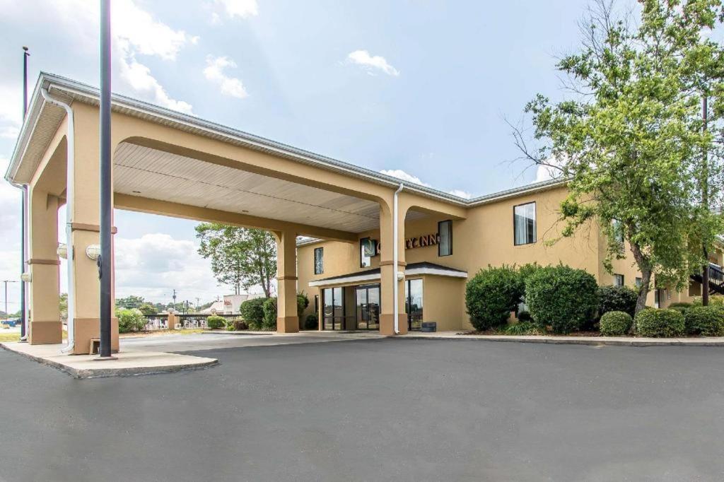 Quality Inn Andalusia Extérieur photo