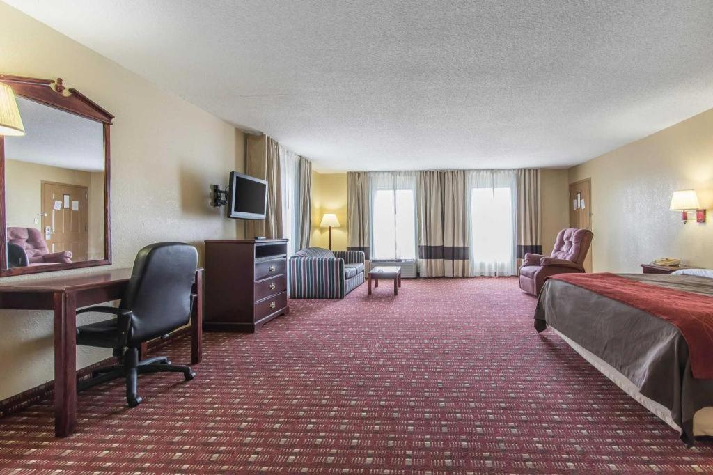 Quality Inn Andalusia Extérieur photo