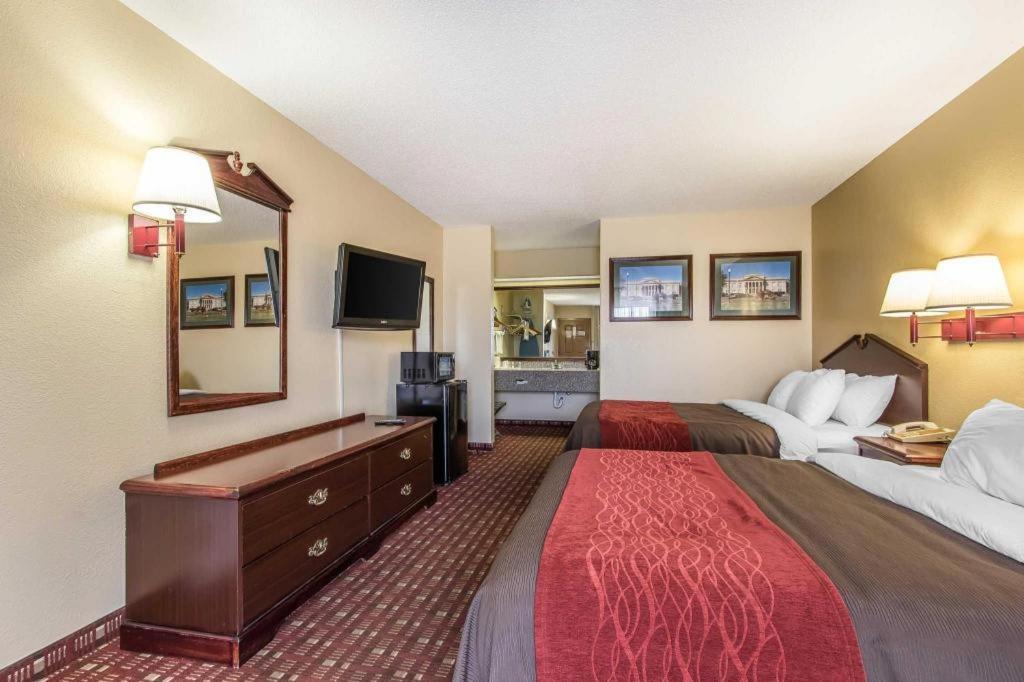 Quality Inn Andalusia Extérieur photo