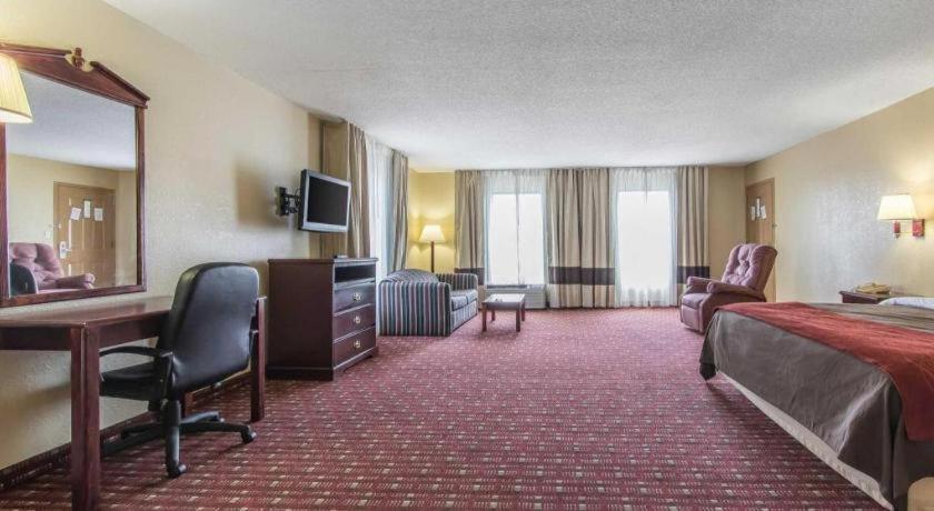 Quality Inn Andalusia Extérieur photo
