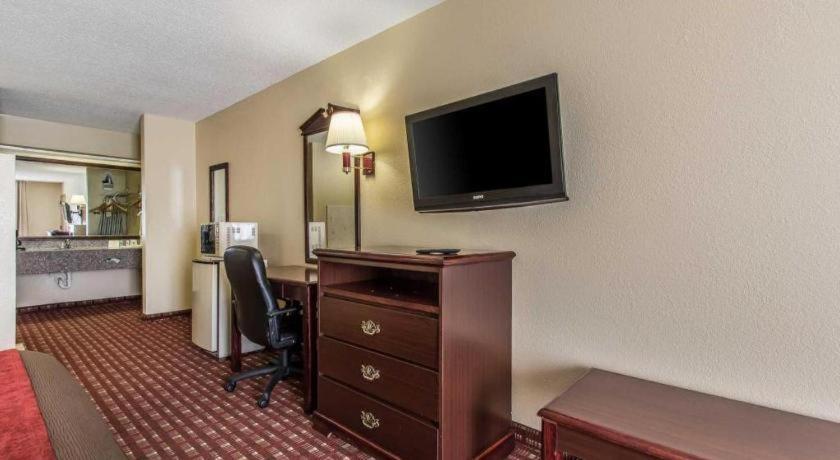 Quality Inn Andalusia Extérieur photo